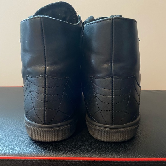 Sneakers strange cult - Picture 4 of 7